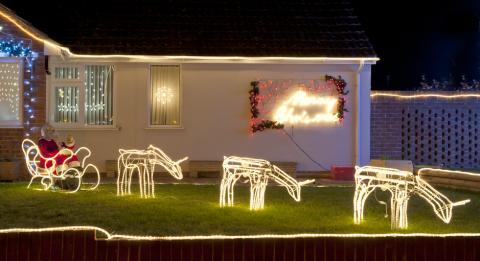 Cut costs at Christmas with top tips from Your Local Kent Electricians