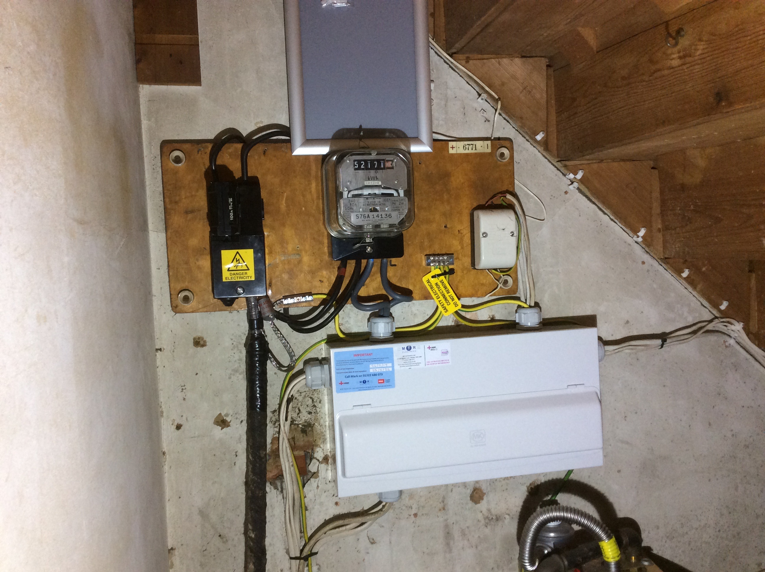 Fuse Box Installed in Foots Cary 