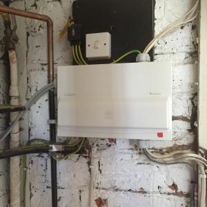 fusebox regulations electrician dartford